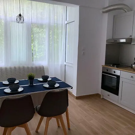 First Line Beach Selena Appartement *